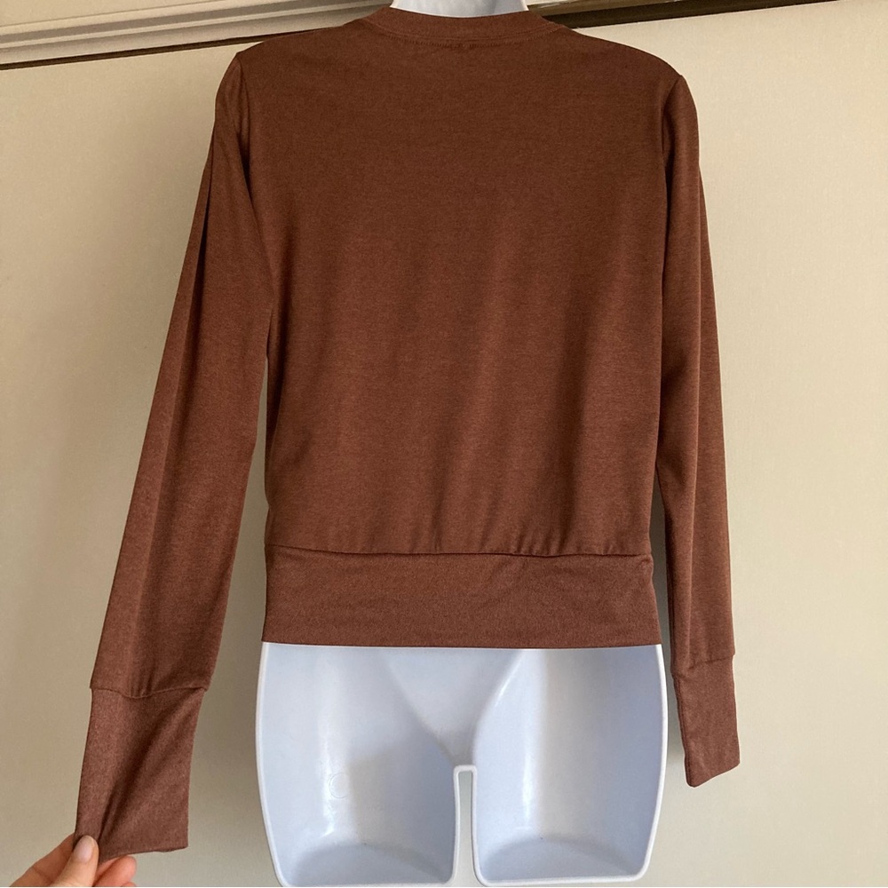 Vuori Daydream Brown Crew Neck Long Sleeve Tee in Mulberry Heather, Sz XS - Picture 10 of 14
